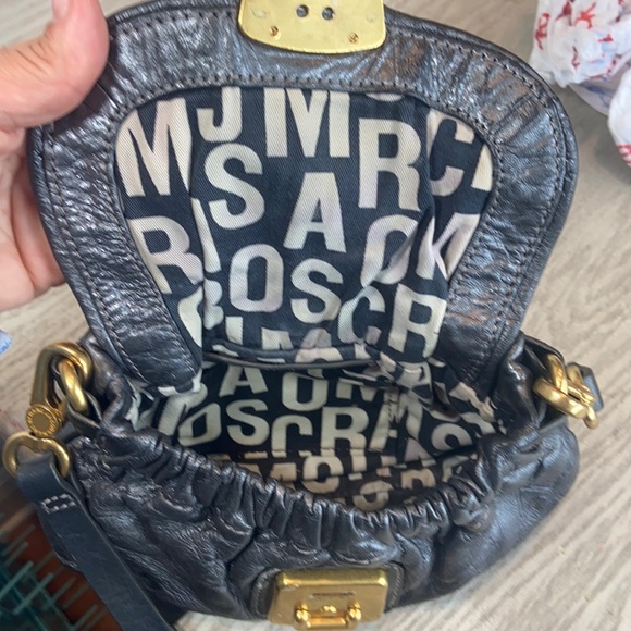 Marc by Marc Jacobs Dreamy Letter Linda Embossed Leather Bag Graphite Metal Bag - Picture 12 of 13